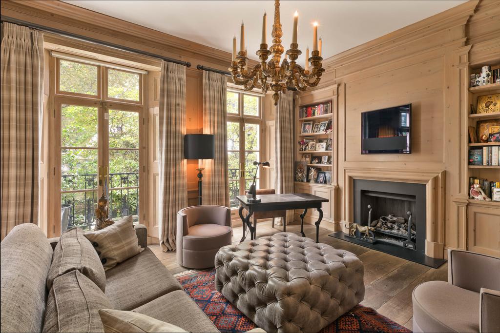 Reception Room