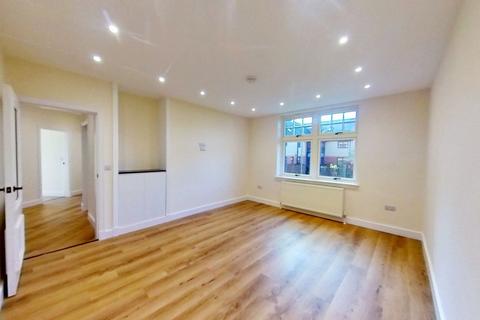 3 bedroom flat to rent, Anniesland Road, Glasgow, Glasgow City, G13