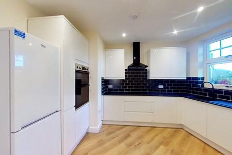 3 bedroom flat to rent, Anniesland Road, Glasgow, G13