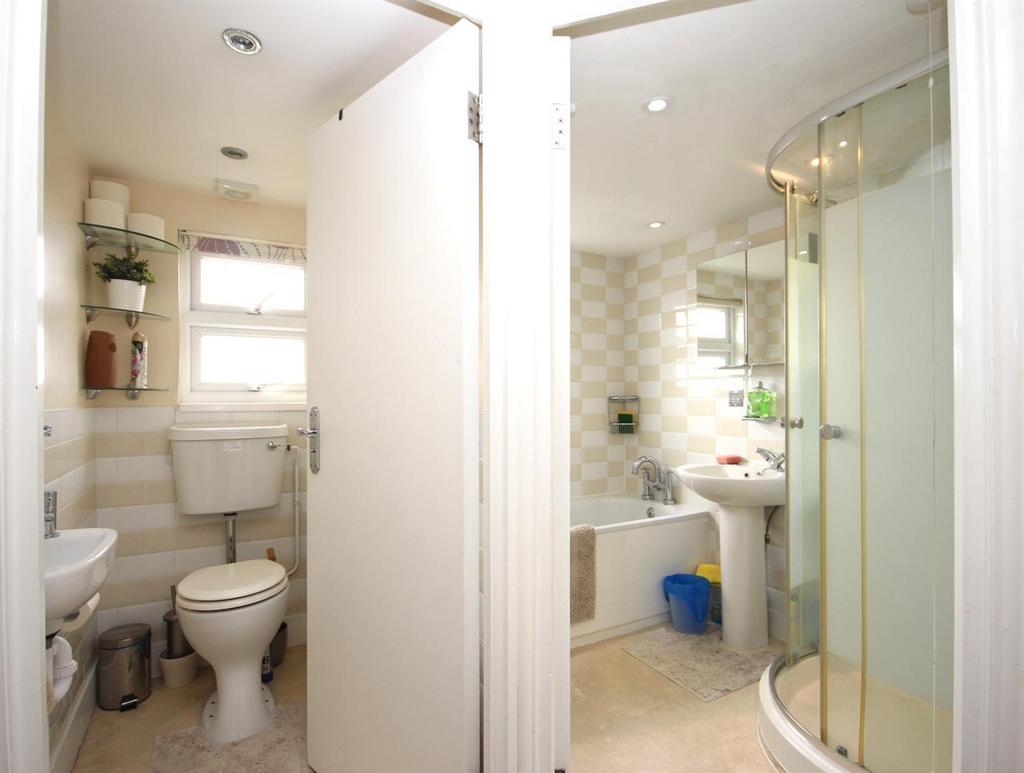 Bathroom &amp; WC.JPG