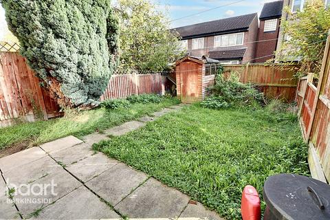 2 bedroom maisonette for sale, Tiptree Crescent, Clayhall