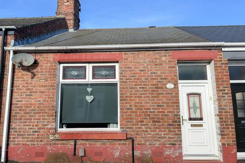 1 bedroom cottage for sale, Kitchener Street, Sunderland