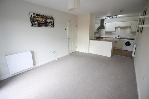 1 bedroom flat for sale, Scholars Gate, Leeds LS25