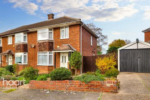 St Martins Close, Canterbury