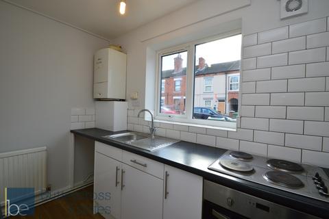 2 bedroom flat to rent, Smith Street, Balderton