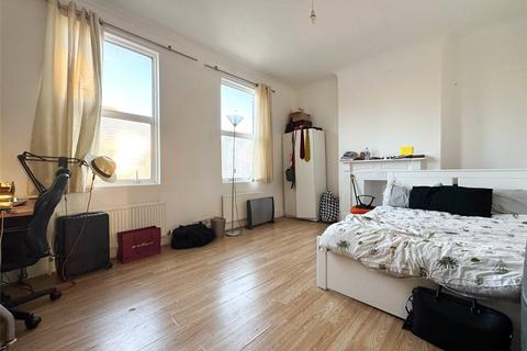 2 bedroom end of terrace house to rent, Wolseley Road, Harrow, HA3