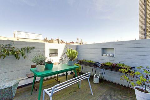 Flat 2, 63 White Lion Street, London, N1 9PP