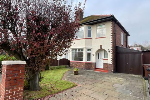 3 bedroom semi-detached house for sale, Lexton Drive, Southport PR9