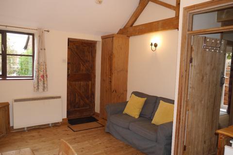 2 bedroom cottage to rent, Pagets End, Long Clawson LE14