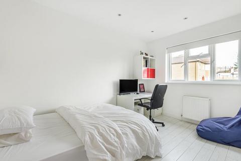 4 bedroom semi-detached house for sale, Finchley,  London,  NW4