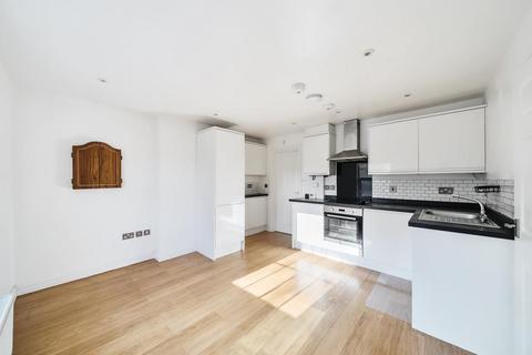 2 bedroom flat for sale, Princes Risborough,  Buckinghamshire,  HP27