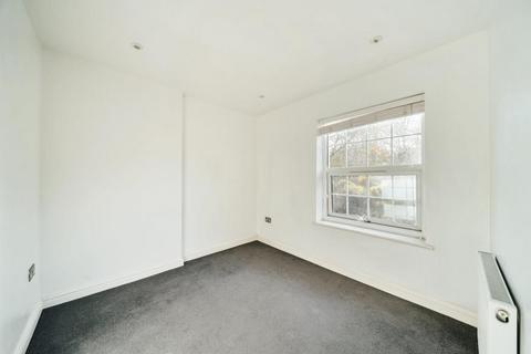 2 bedroom flat for sale, Princes Risborough,  Buckinghamshire,  HP27