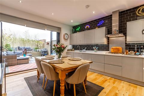 12 Balfour Road, Bristol, BS3 2AF