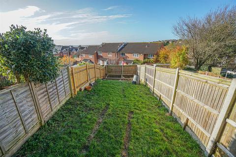 2 bedroom terraced house for sale, Saunders Close, Hastings