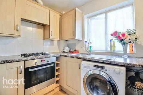 2 bedroom apartment for sale, Butneys, Basildon