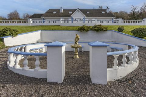 6 bedroom detached bungalow for sale, Barracric Road, Newry, BT35