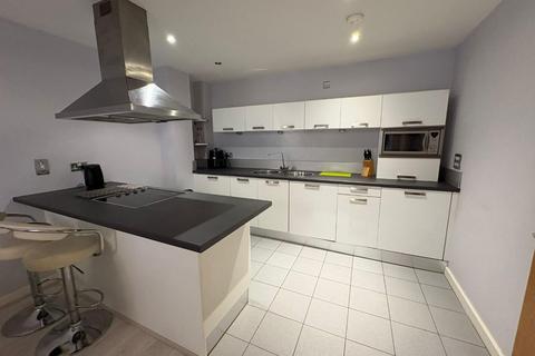 2 bedroom apartment to rent, Melia House  Manchester M4 4AY