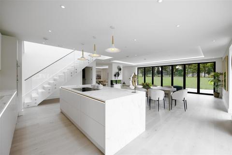 undefined, Courtlands Park, Banstead