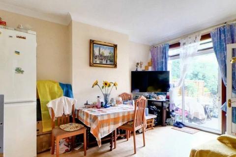 2 bedroom property for sale, Barnhill Road, Wembley, London, ., HA9 9BU