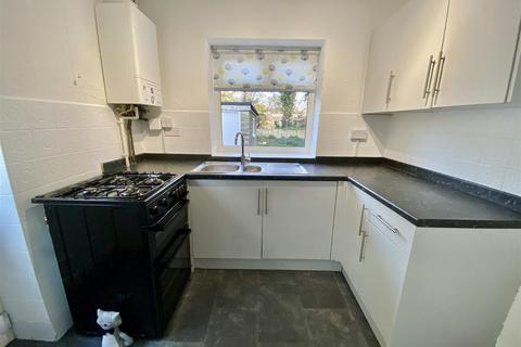 3 bedroom house for sale, Knowl Road, Mirfield