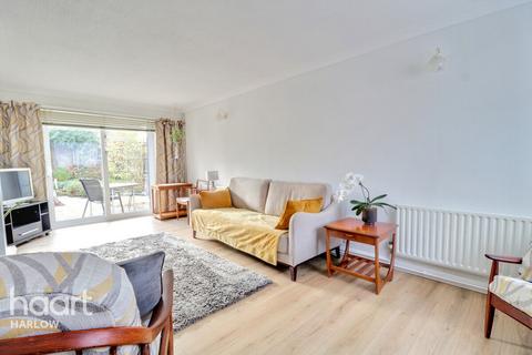 2 bedroom end of terrace house for sale, The Dashes, Harlow