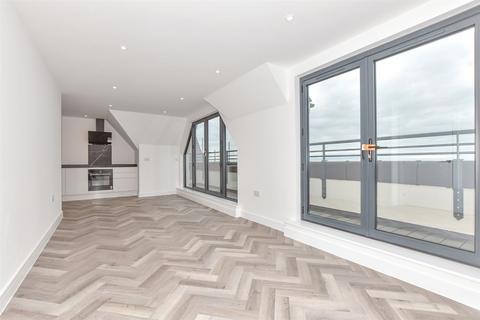 2 bedroom flat for sale, St. George's Terrace, Herne Bay, Kent