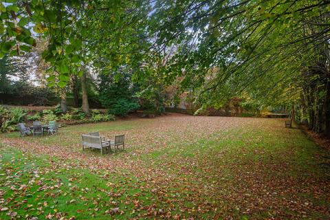 2 bedroom apartment for sale, Grayswood Road, Haslemere