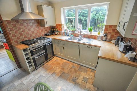 4 bedroom detached house for sale, New Road, Lytchett Minster, Poole, BH16