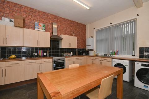 6 bedroom property for sale, Padiham Road, Burnley, Lancashire, BB12 6SZ