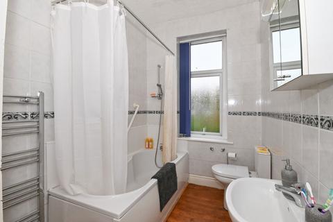 6 bedroom property for sale, Padiham Road, Burnley, Lancashire, BB12 6SZ