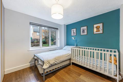 3 Downside Walk, Brentford, TW8 8DN