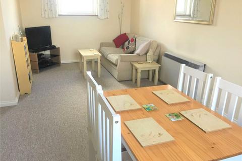 2 bedroom flat for sale, Bell House, Headley Close, Alresford, Hampshire, SO24