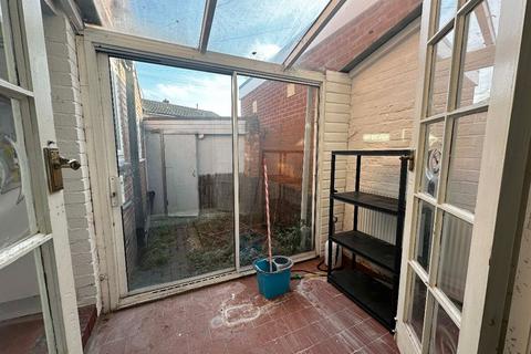 200 Emscote Road, Warwick, CV34 5QN