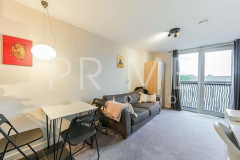 1 bedroom apartment to rent, Woods House, 7 Gatliff Road SW1W