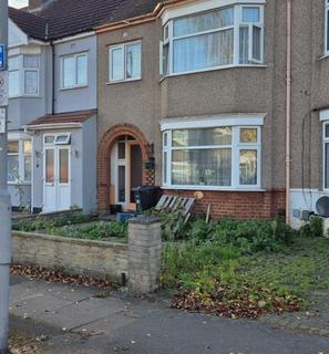 3 bedroom terraced house to rent, Ramsgill Drive, Newbury Park