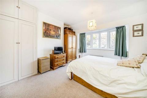 84 Westcombe Park Road, London, SE3 7QS
