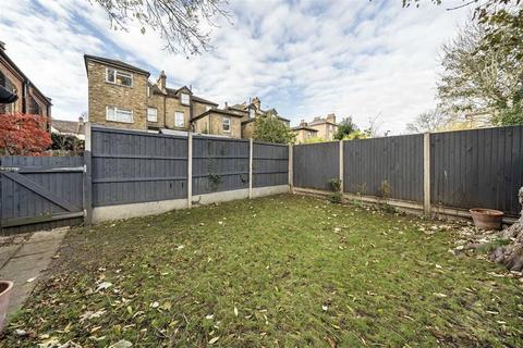 2 bedroom flat for sale, Hither Green Lane, London SE13