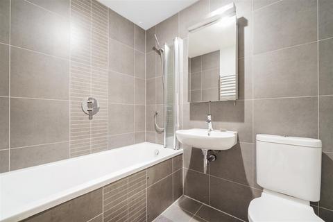 2 bedroom terraced house for sale, Oak Lane, Isleworth TW7