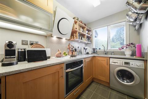 2 bedroom terraced house for sale, Oak Lane, Isleworth TW7