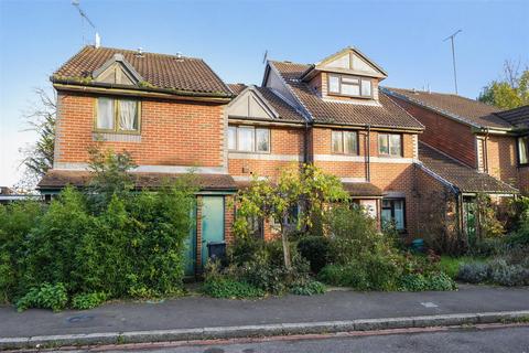 2 bedroom terraced house for sale, Oak Lane, Isleworth TW7