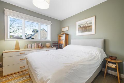 2 bedroom terraced house for sale, Oak Lane, Isleworth TW7