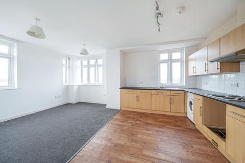 1 bedroom flat for sale, Alexander House, Aldershot