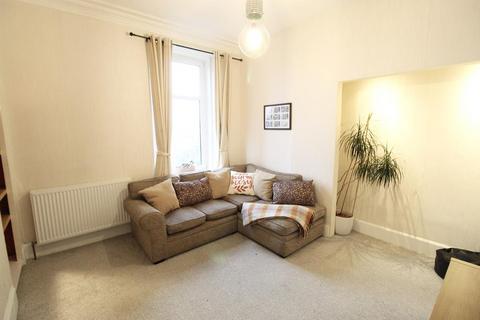 1 bedroom flat to rent, Powis Place, Top Floor, Aberdeen, AB25