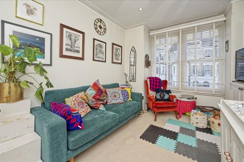 2 bedroom flat for sale, Shepherd's Bush W12