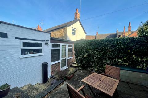 2 bedroom cottage for sale, Back Lane, Scaldwell, Northampton, NN6 9JU