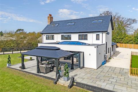 undefined, Mole Hill Green, Felsted, Dunmow, Essex, CM6