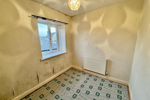 2 bedroom terraced house for sale, Ingrow Lane, Keighley, BD22 7BU