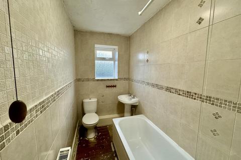 2 bedroom terraced house for sale, Ingrow Lane, Keighley, BD22 7BU