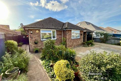 2 bedroom bungalow for sale, Barton Drive, Barton on Sea, New Milton, Hampshire, BH25