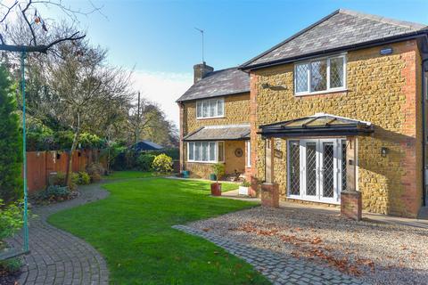 3 bedroom detached house for sale, Broughton Road, Old, Northampton